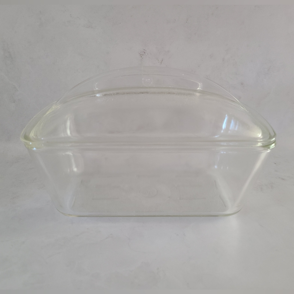 Westinghouse Electric Co. Refrigerator Clear Glass Bread/Meatloaf Dish With Lid